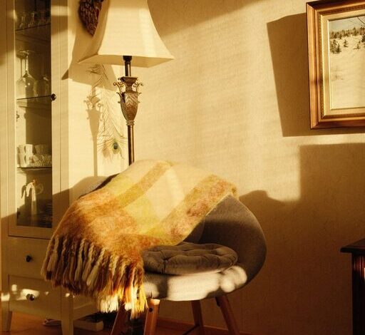 How to Create a Cozy Reading Nook in Your Home